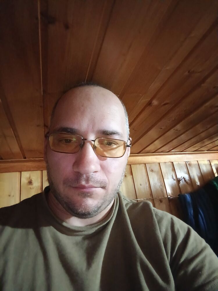  ,   Yaroslav, 42 ,   ,   