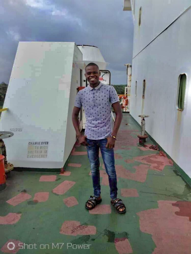 27155520  King, 27 ,    Lagos