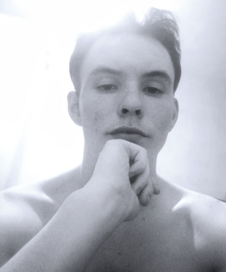  44270660  PHANTOM, 19 ,    