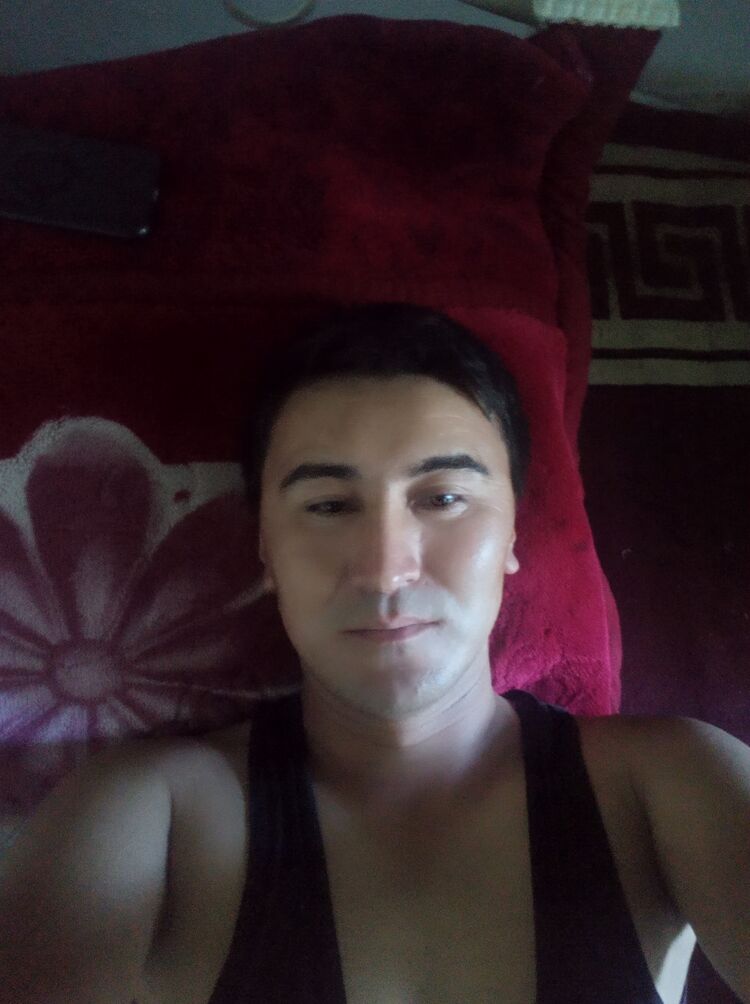  35671390  Zozo, 36 ,    