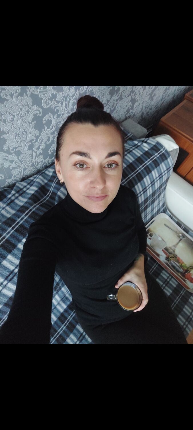  41158370  Anastasiia, 38 ,    