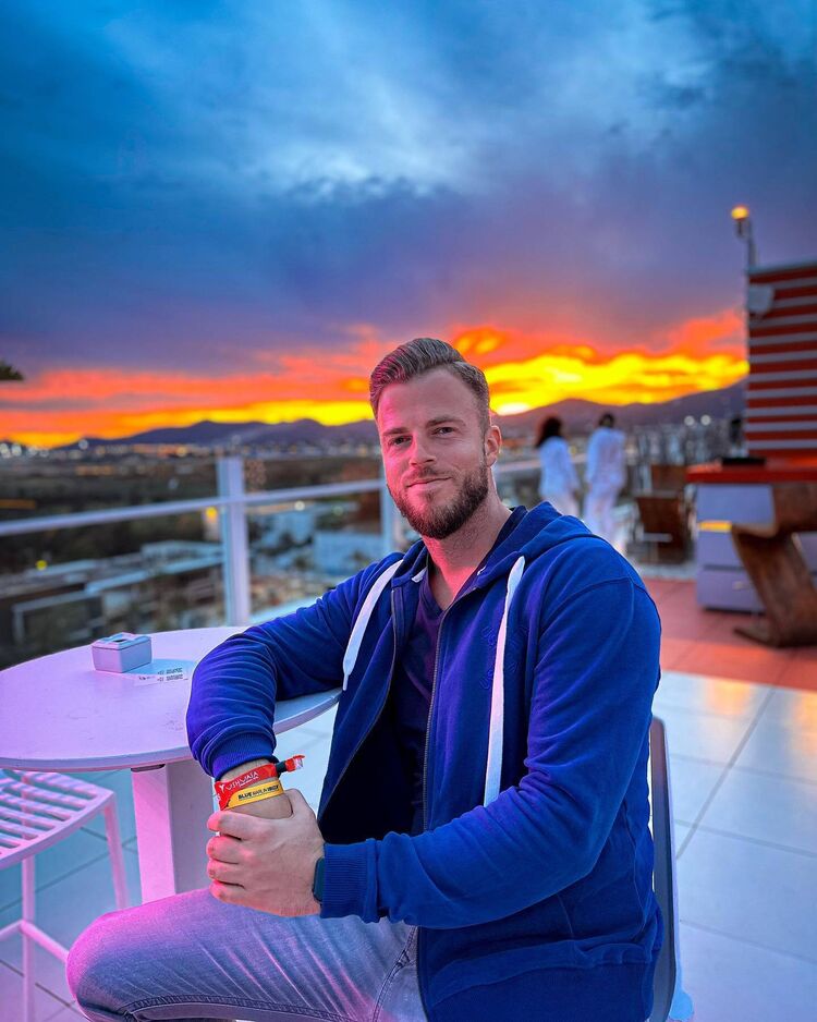 ���������� ������������, ���� ������� �������, 33 ����, ������������ ��� ������, ����� � ���������, ���������