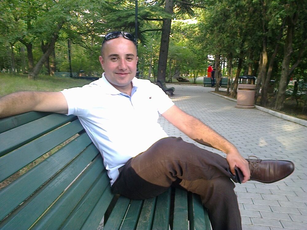  ,   Babek, 42 ,   