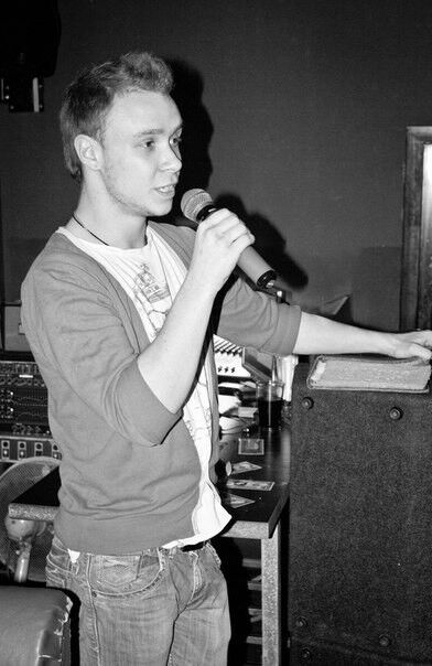  5248470  MegaMN, 32 ,    