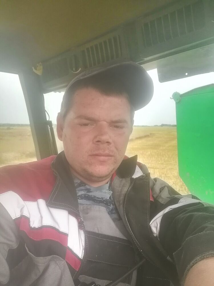  ,   Sergei, 30 ,   ,   , c 