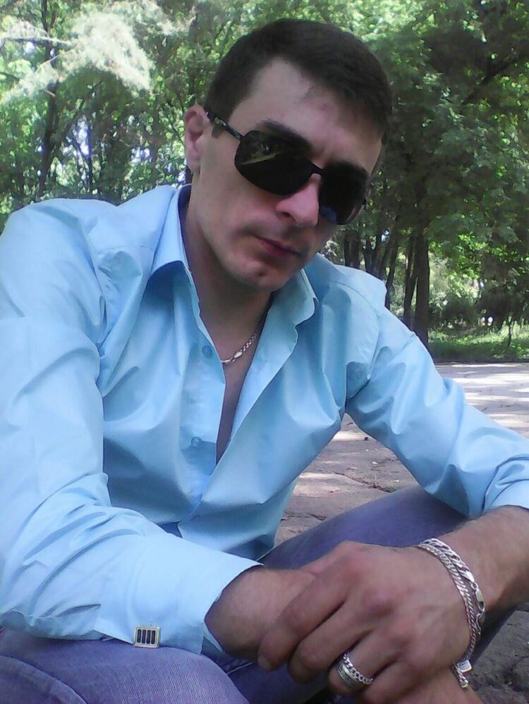  ,   Serghey, 43 ,  