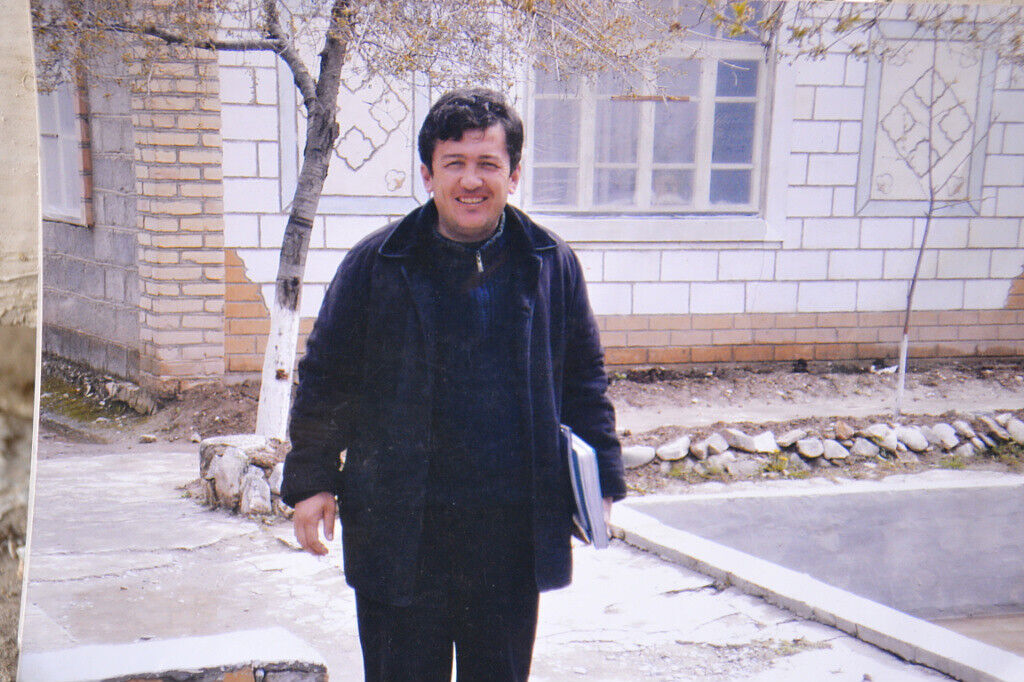  -,   Uktam, 47 ,   ,   
