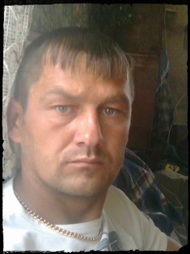  ,   Gintaras, 46 ,   ,   , c 
