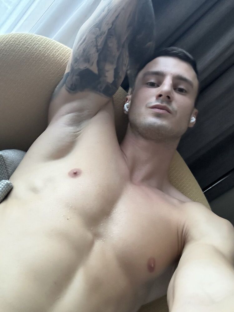 52948290  , 35 ,    