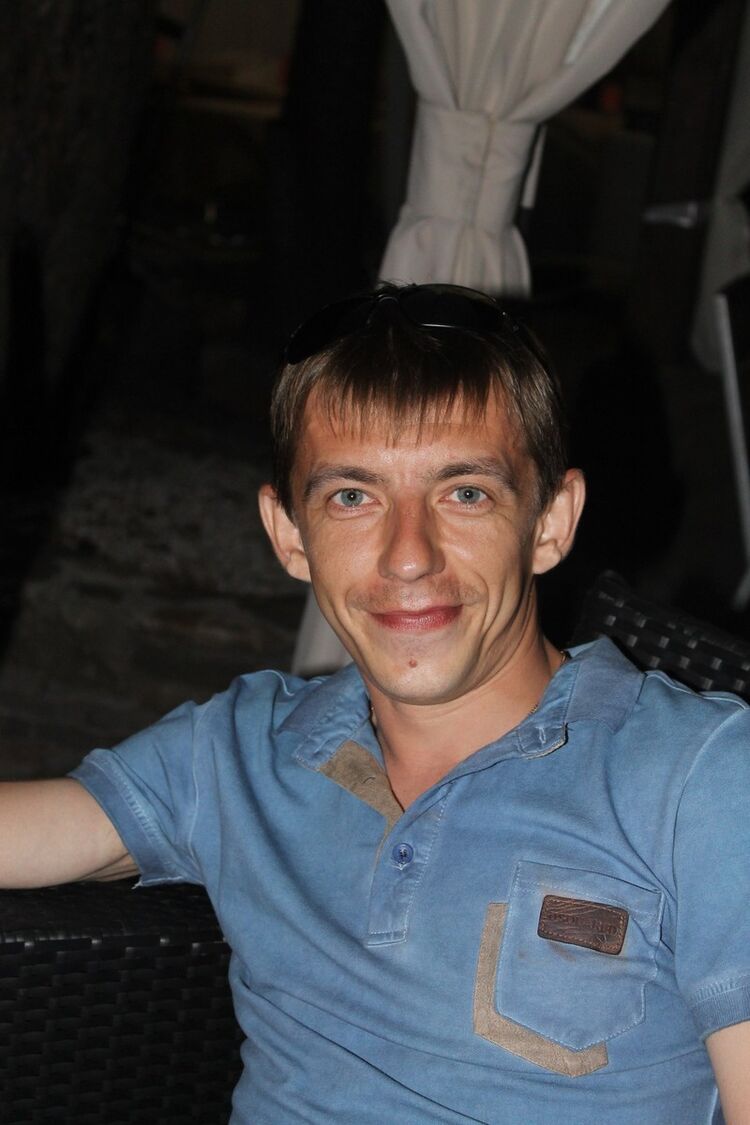  9762870  Oleg, 42 ,    