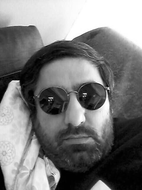  48881710  Armaqeddon, 42 ,    