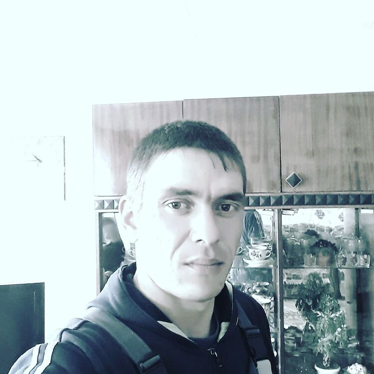  37474590  Ramil, 39 ,    