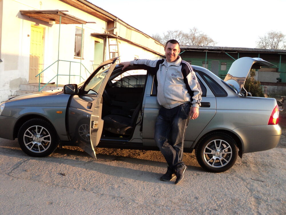  ,   Maikl, 51 ,   ,   , c 