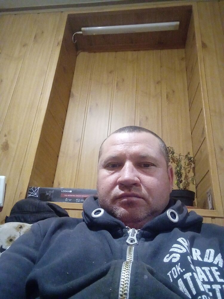  49281560  Vova, 39 ,    