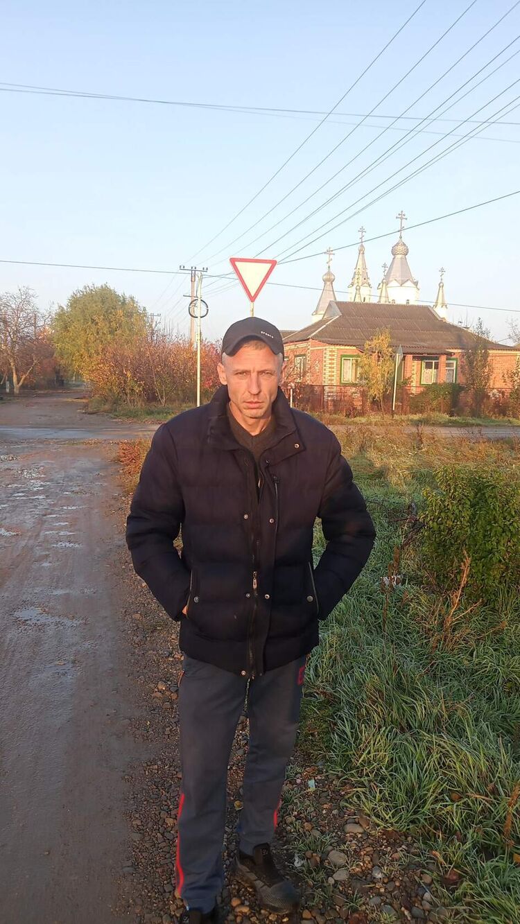  25530240  Sergey, 45 ,    