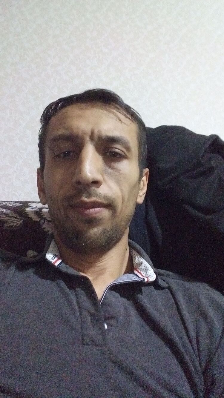  ,   Victor, 37 ,   ,   