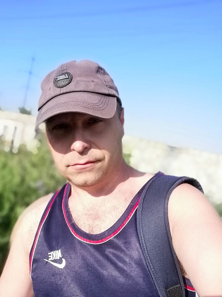  20689360  , 49 ,     