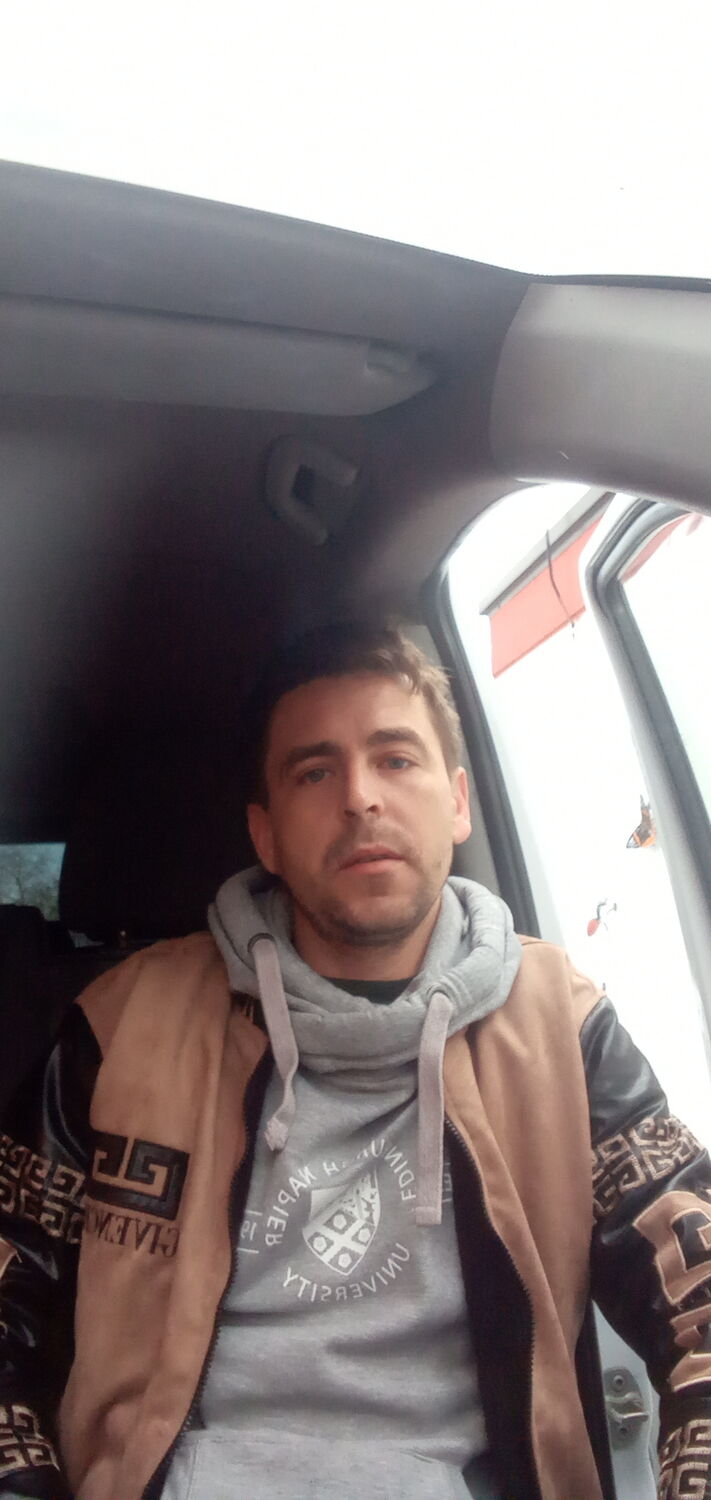  41583930  Sereoga, 33 ,    Nuernberg