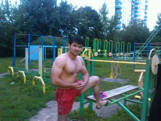  42044020  Ruslan, 37 ,    