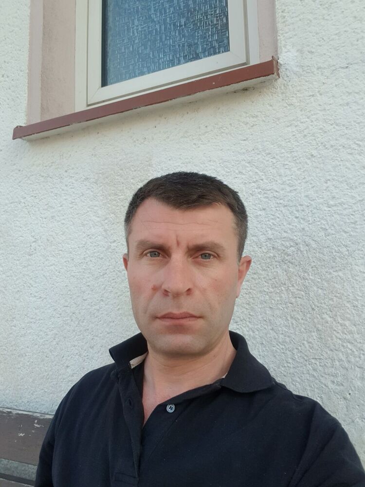  Bielefeld,   Giorgi, 48 ,   ,   