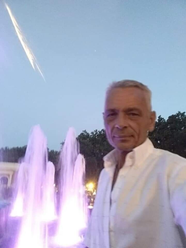  21278590  , 52 ,    