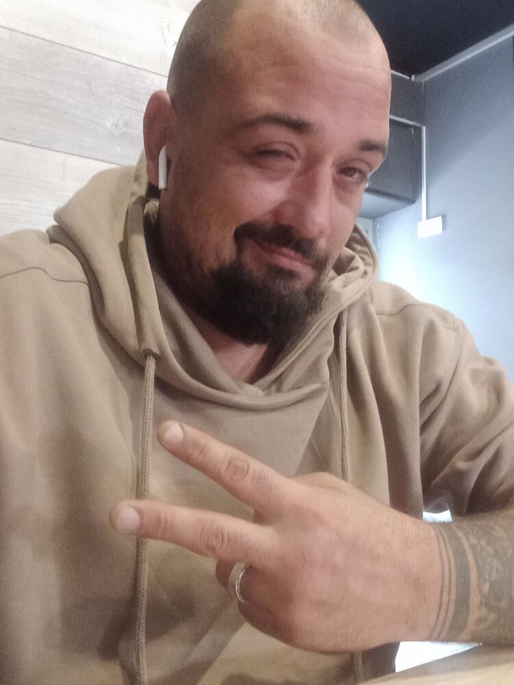  28389780  , 39 ,    