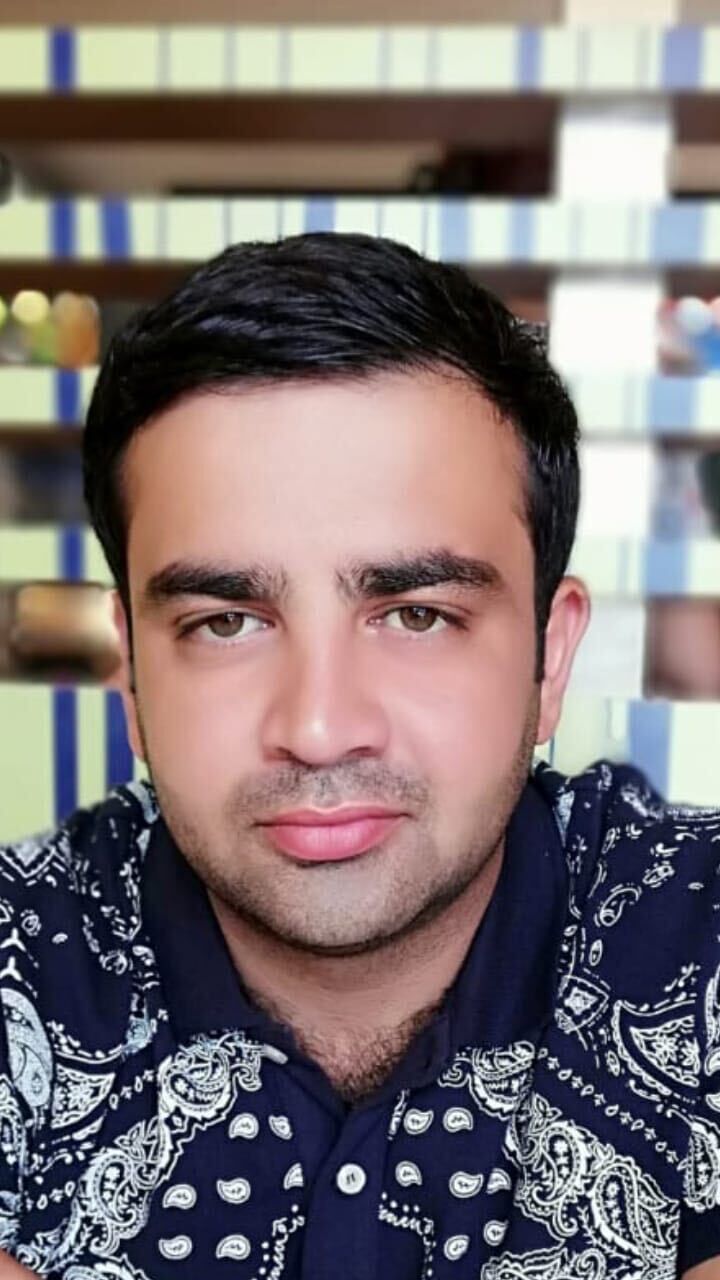  ,   Rafael, 32 ,   ,   