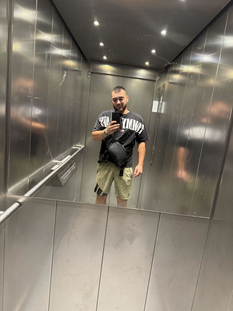  46261270  , 26 ,    