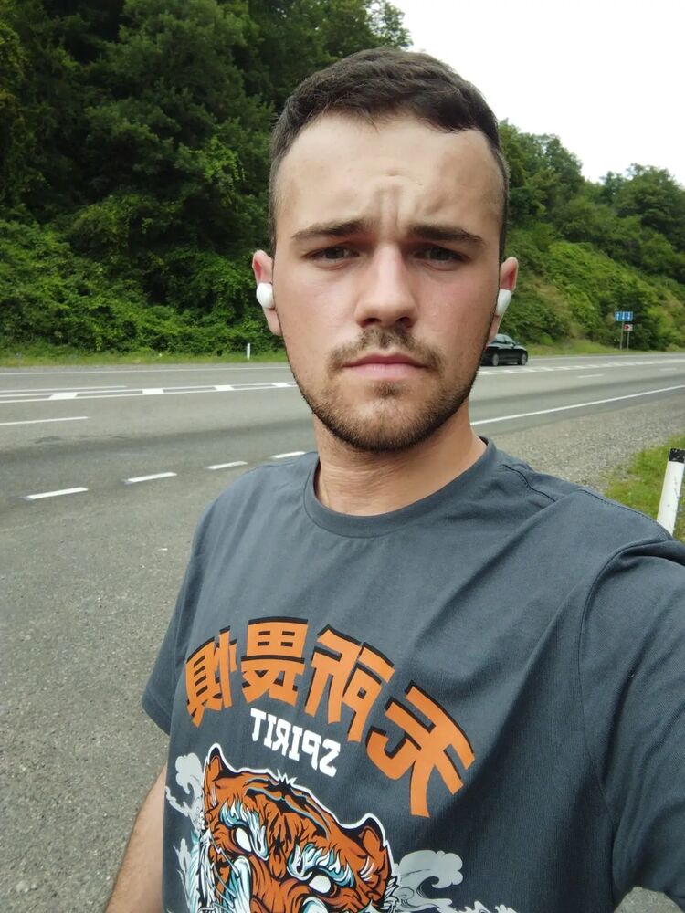  ,   Ruslan, 24 ,   ,   , 