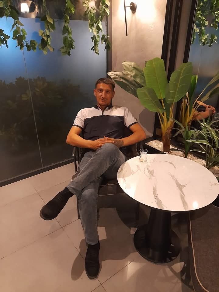  49270860  , 37 ,    