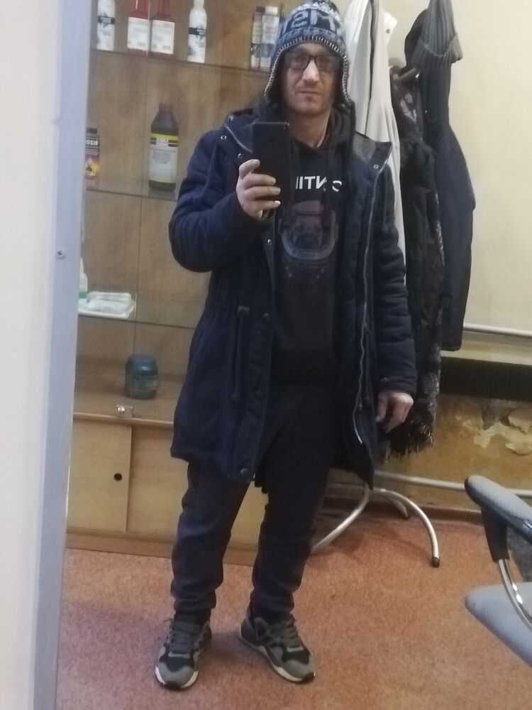  28678180  , 48 ,    
