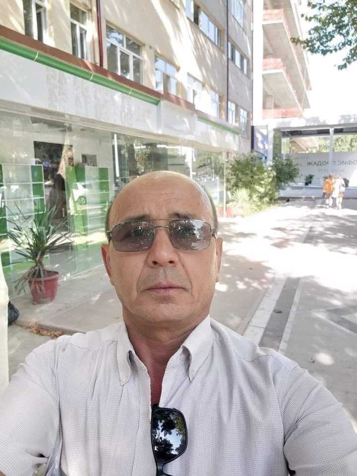  40133220  , 54 ,    