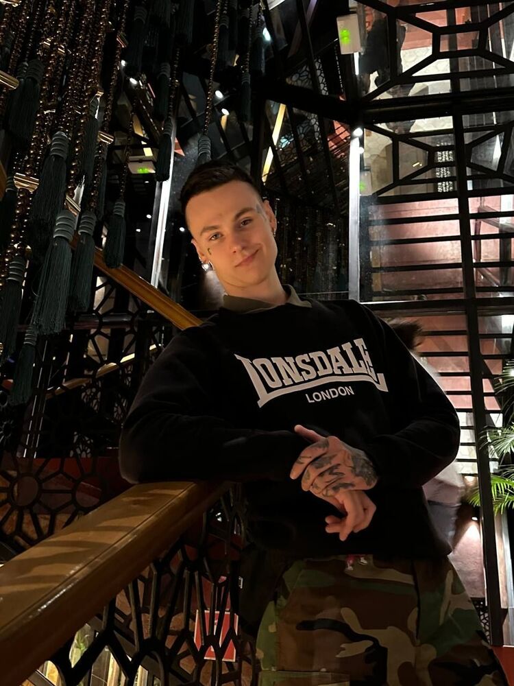  ,   , 21 ,   ,   
