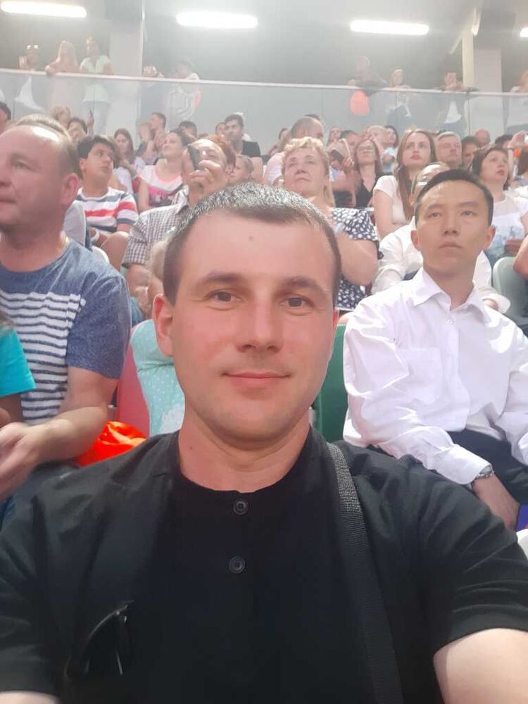  ,   Sergey, 38 ,   ,   