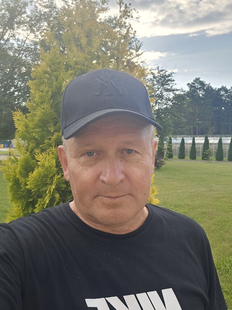  ,   Sergei, 61 ,   ,   