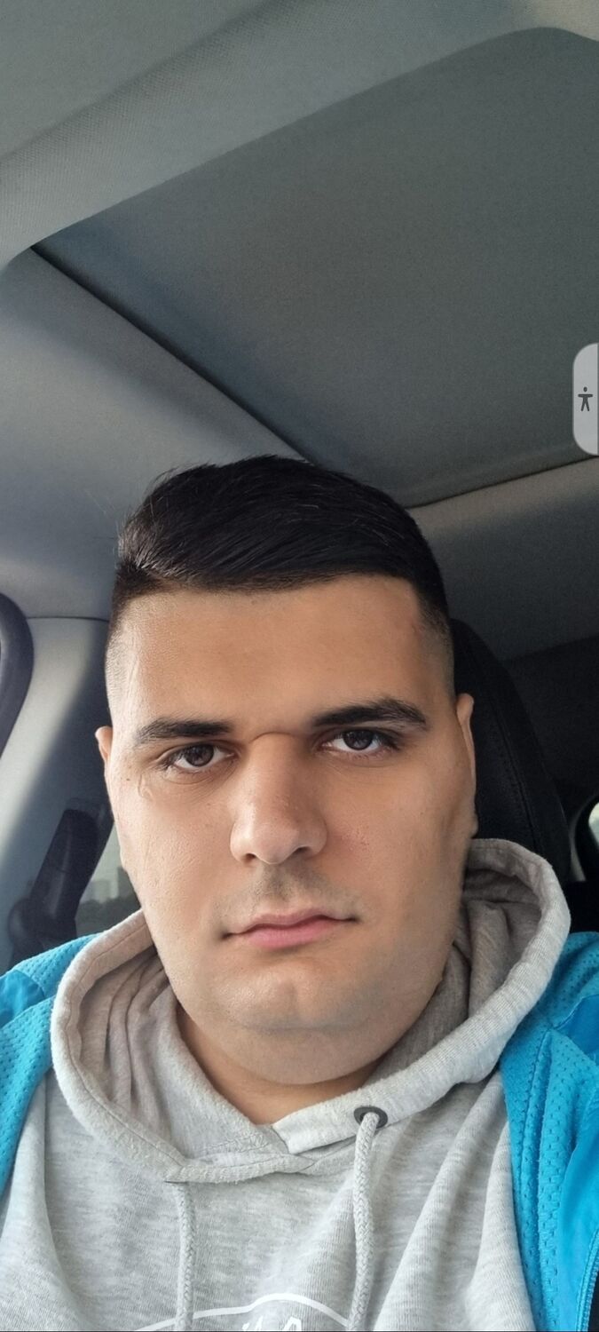  43687740  Sergey, 28 ,    
