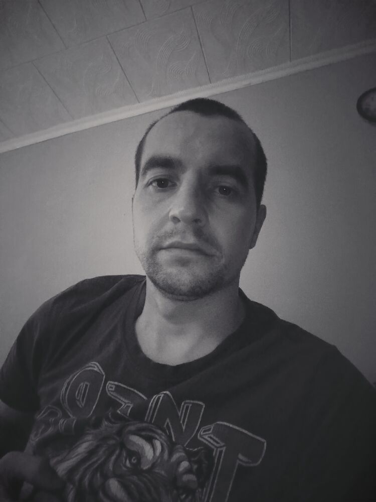  ,   Viktor, 30 ,   ,   