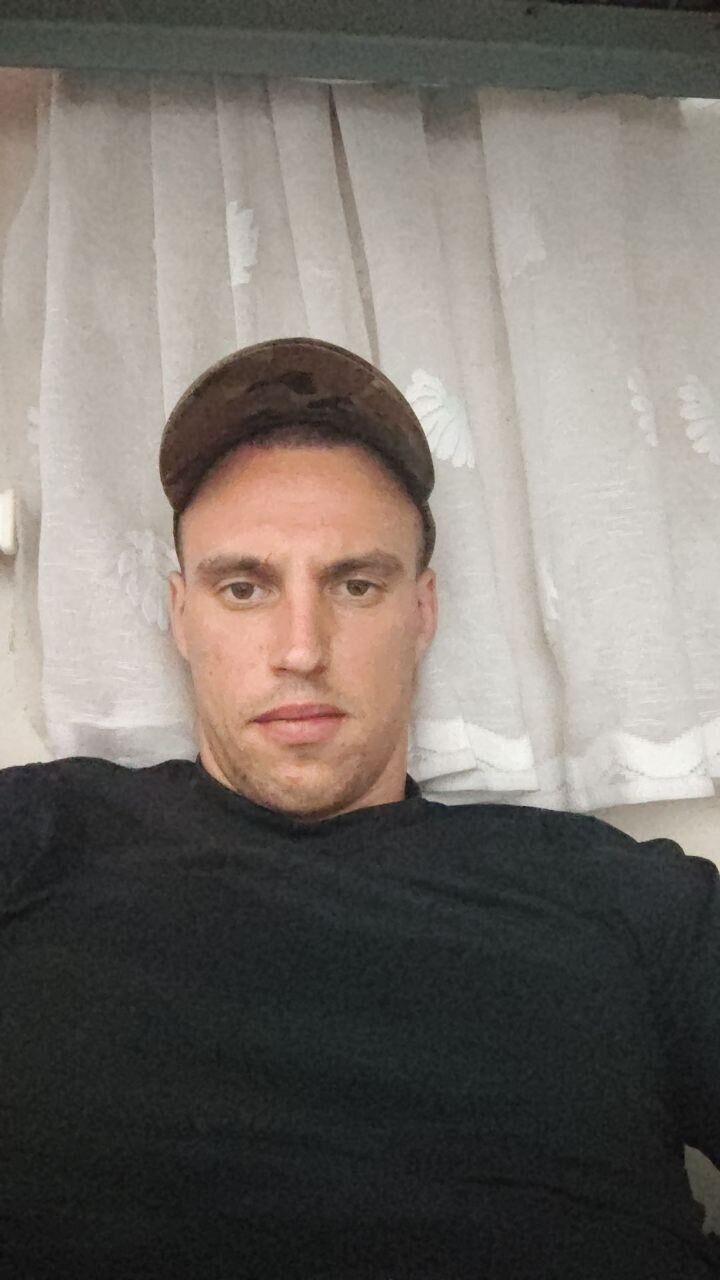  53491850  No name, 28 ,    