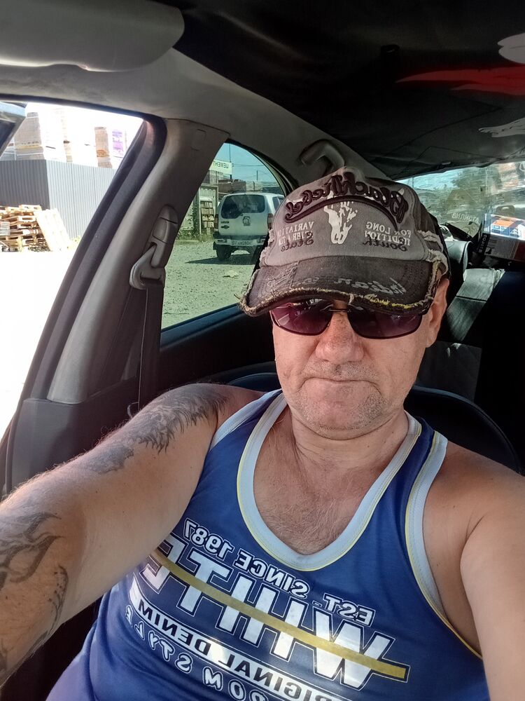  49027030  , 40 ,    New York City