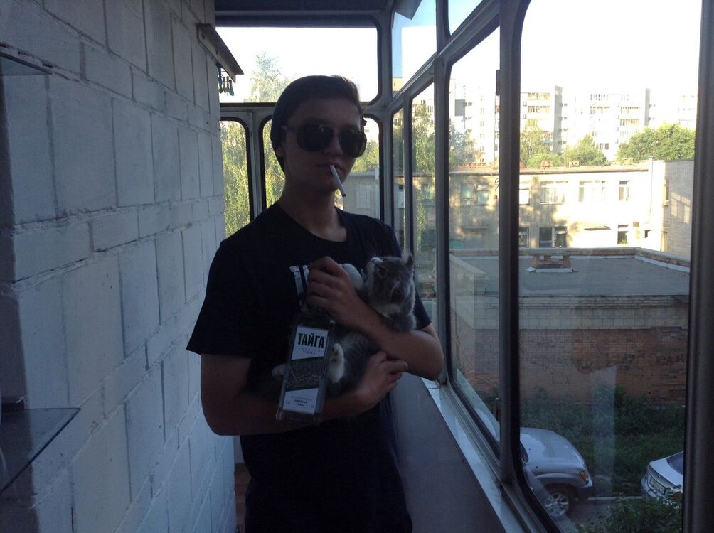  10000130  James, 26 ,    