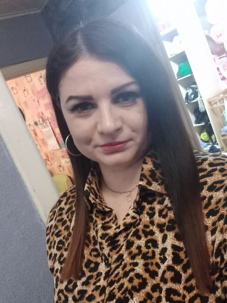  ,   Taneshkakiss, 34 ,   ,   