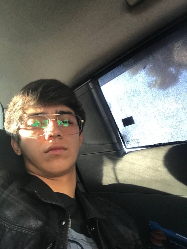  35870470  , 27 ,    