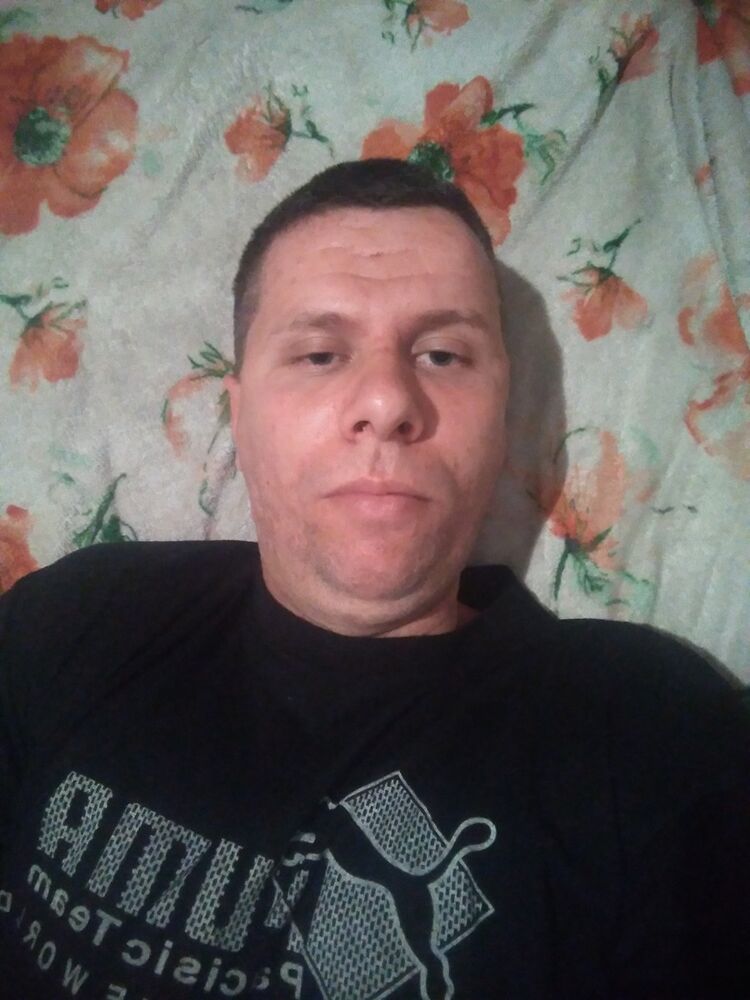  19640370  Vladimir, 35 ,    