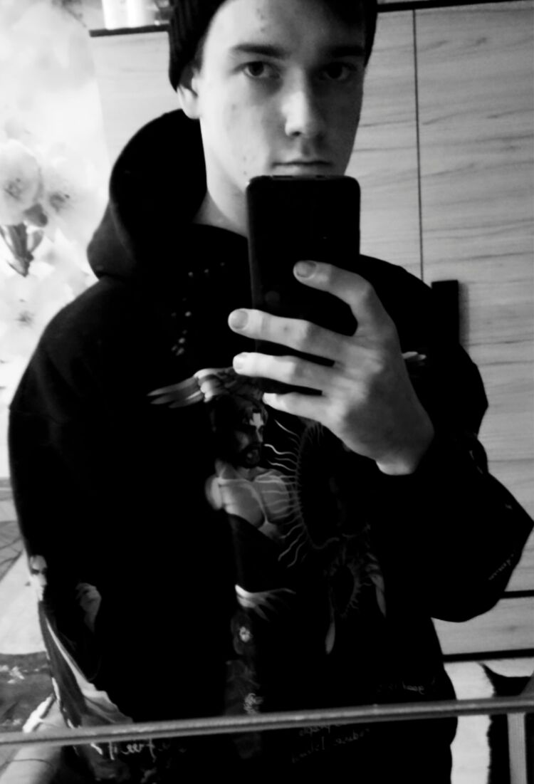  54432710  Valera, 22 ,     