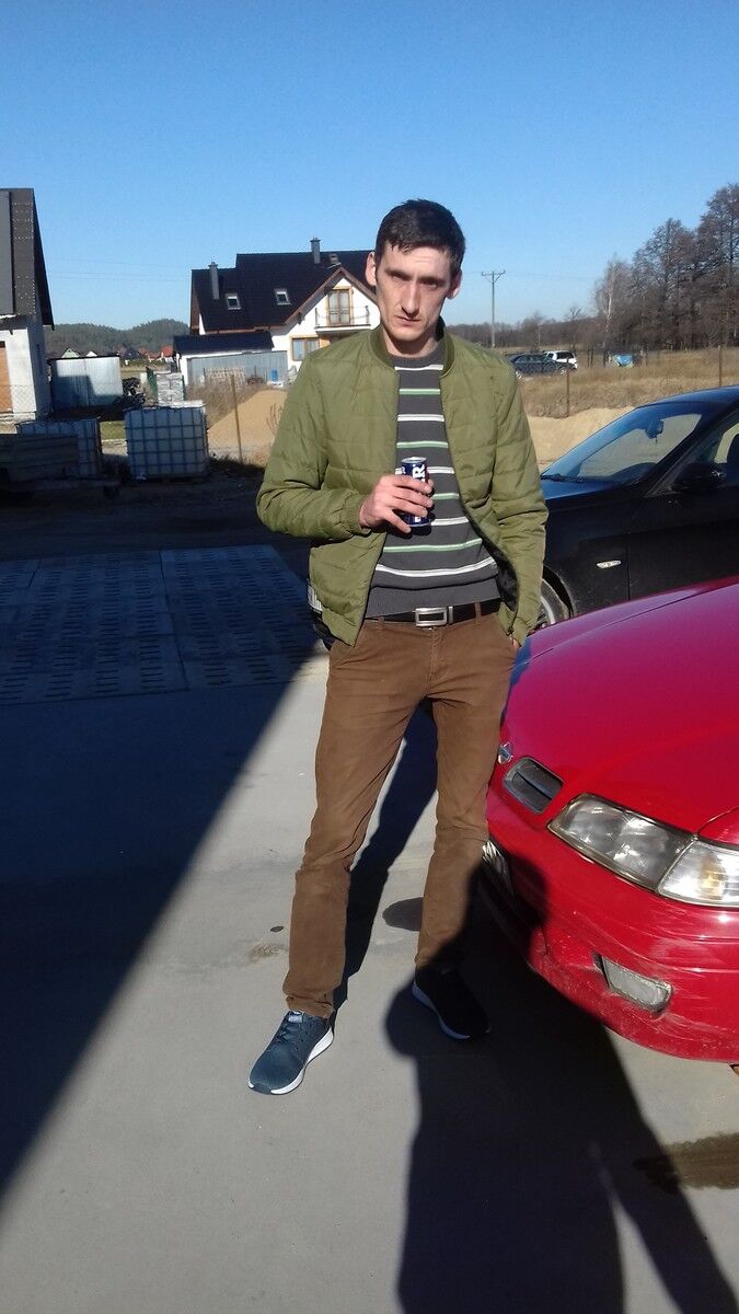  15503870  Igor, 28 ,    