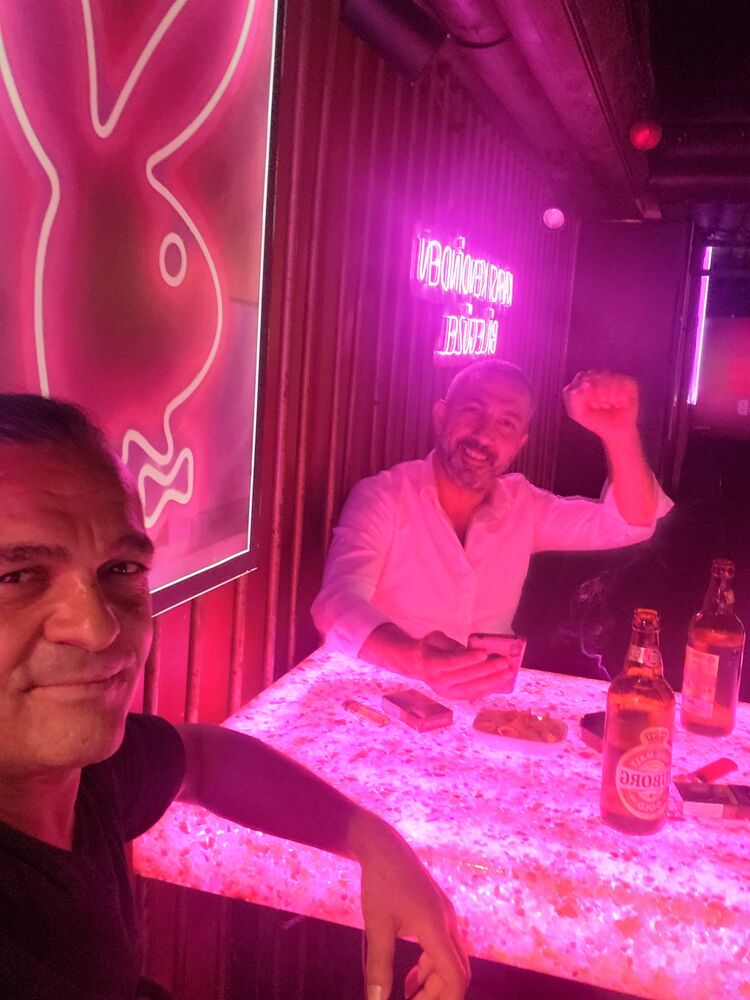  46586330  Nizamettin, 45 ,    
