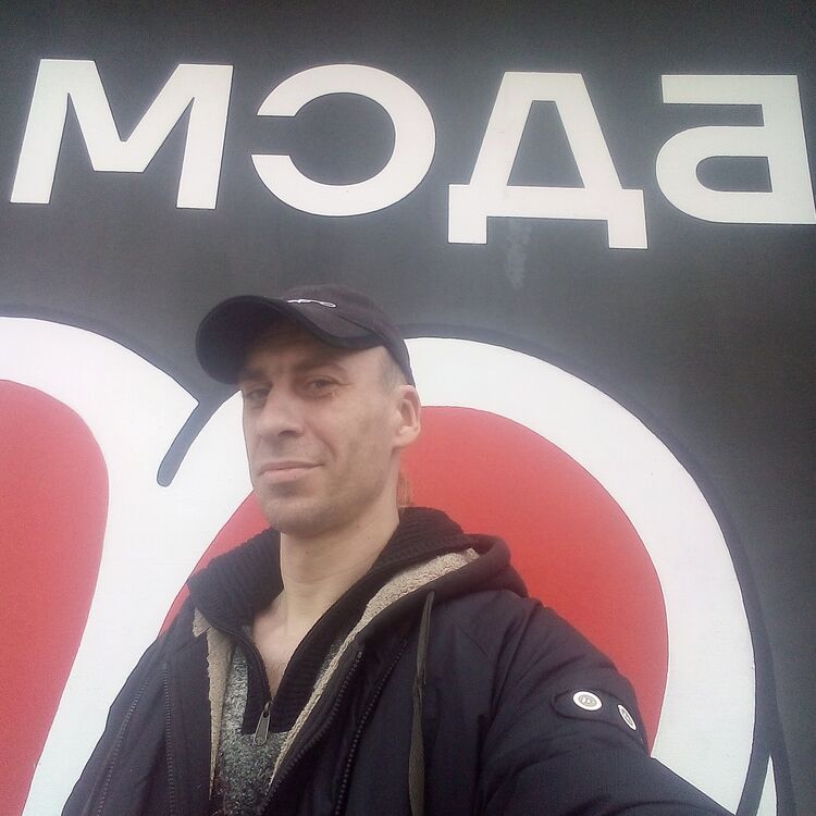  22783700  Serj, 45 ,     