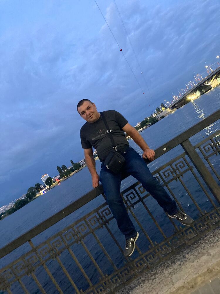 ���� 37612680 ������� Alexander, 40 ���, ���� ���������� � �������-��-����