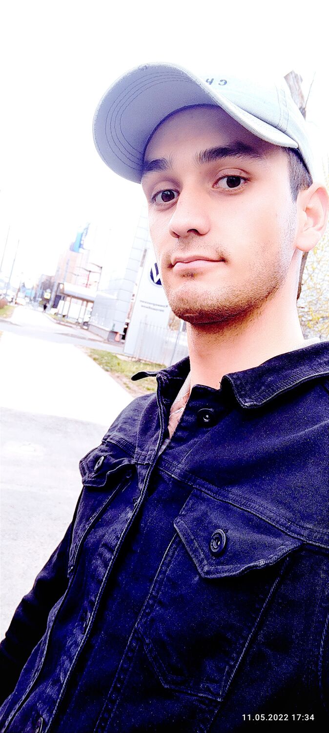  26384440  Daler, 27 ,    -