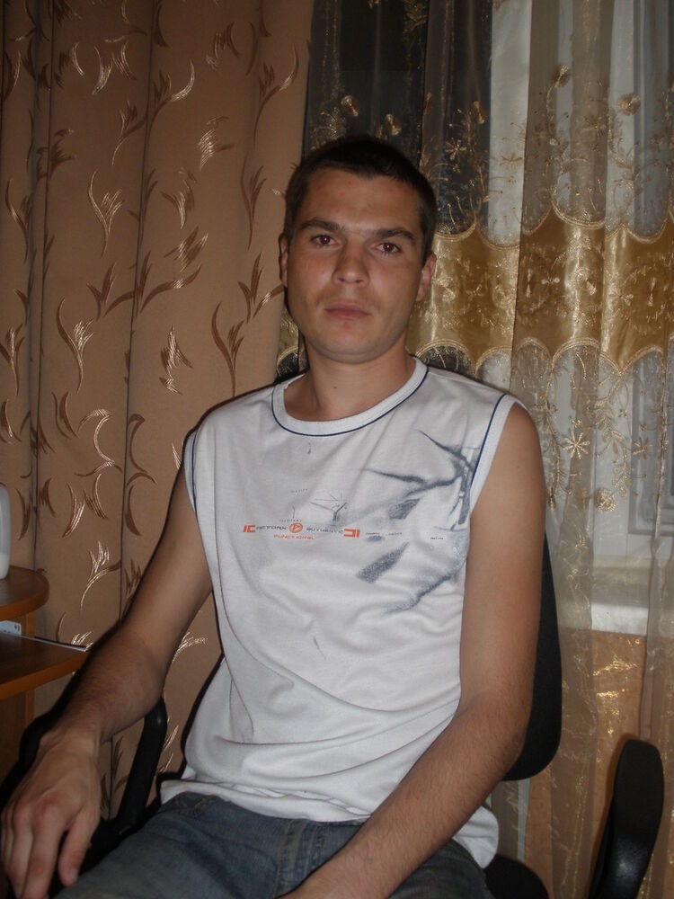  4038950  Vitalya, 43 ,    